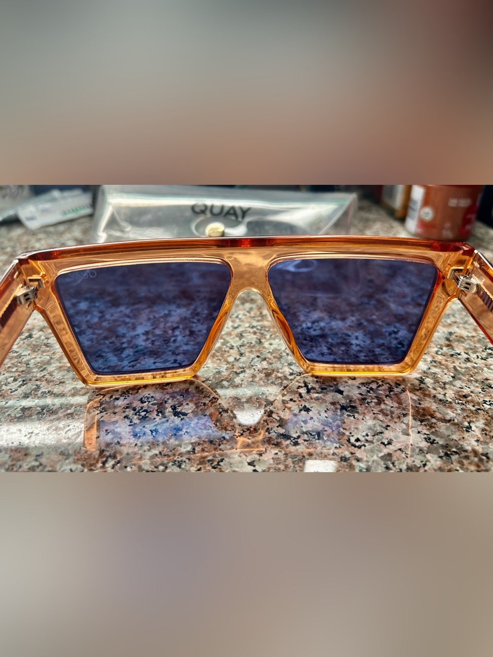 Quay Australia Baseline Sunglasses with Reflective Lenses - Picture 5 of 9